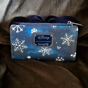 Loungefly Minnie Mouse mini wallet.